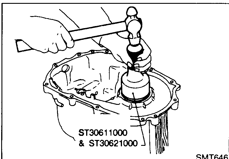 Special tools ST30611000 & ST30621000 being used with a hammer to reinstall the differential side bearing outer race into the transmission case (without shim).